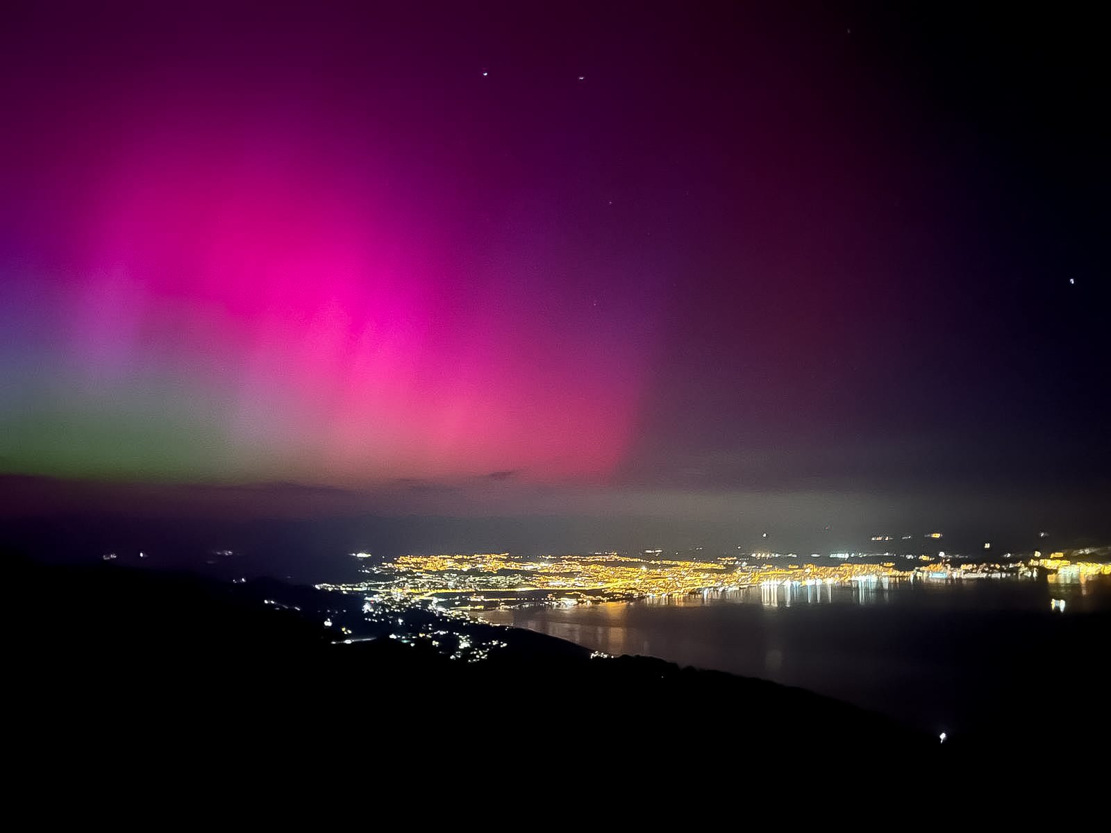 FOTO, VIDEO Astronomi imaju sjajne snimke polarne svjetlosti iznad Rijeke: Svjedočili smo nevjerojatnoj predstavi