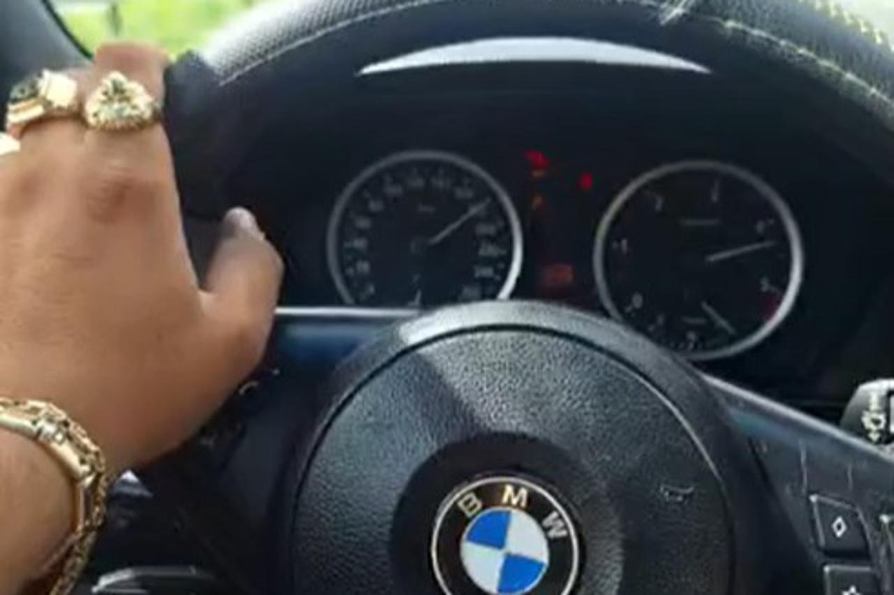 VIDEO Snimao se kako BMW-om juri 200 km/h pa usmrtio sebe i suprugu: Imao nesreću i prije 5 godina. Poginula je tadašnja trudna supruga, baka joj umrla od šoka