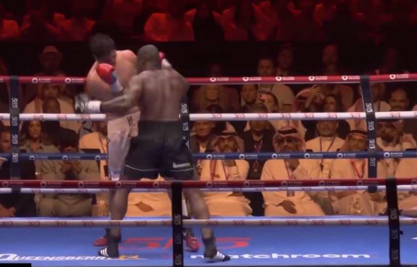 VIDEO, FOTO Službene statistike meča za privremeni IBF-ov pojas: Kako je pogađao Hrgović, a kako Dubois