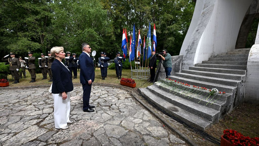 Milanović u Brezovici: Ovo je prilika da se zapitamo što nam danas znače partizani, što nam znači Sutjeska, Neretva…