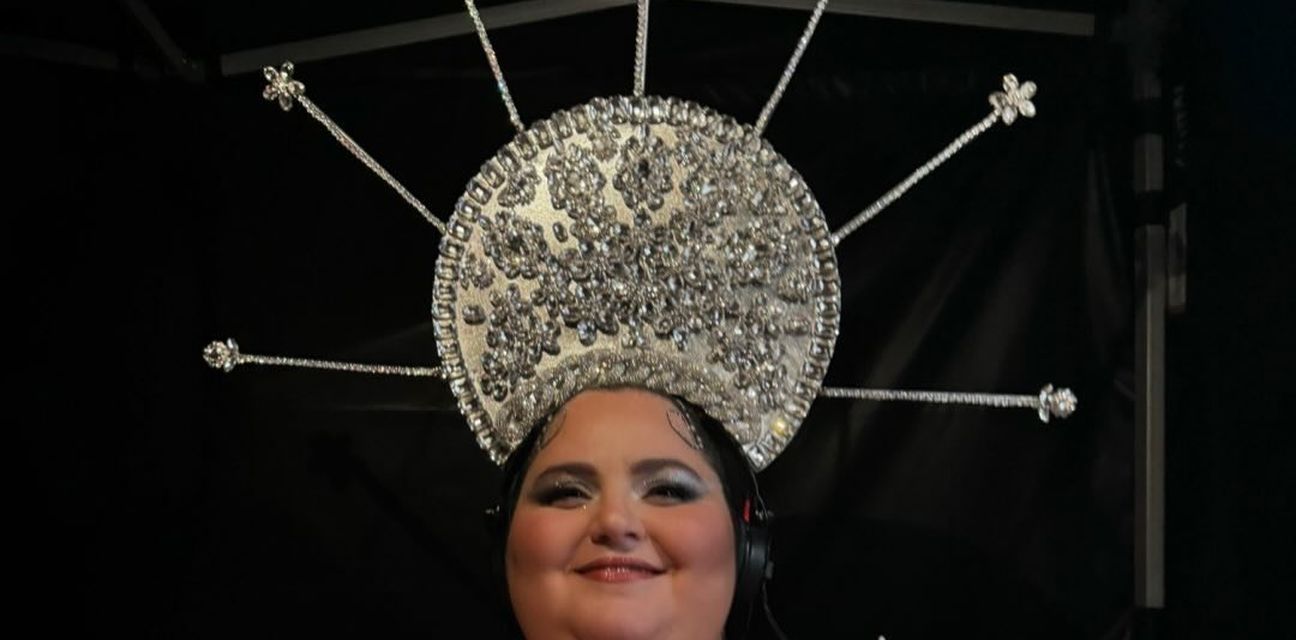 Ova osoba je ”glumila” Isusa Krista u ”Posljednjoj večeri”: Proglašena je LGBT osobom godine i promovira debljinu