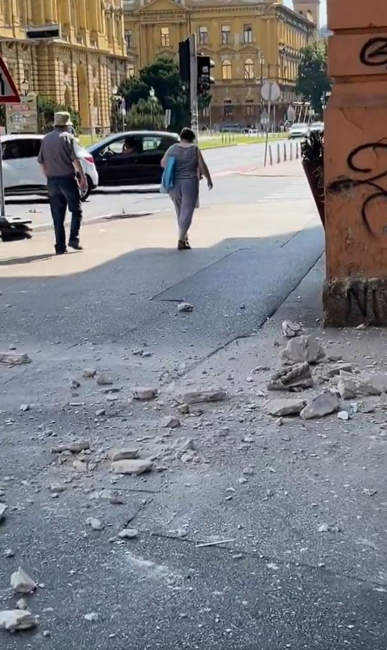VIDEO, FOTO Strah u centru Zagreba: Sva sreća nije bilo nikoga od ljudi, od prolaznika