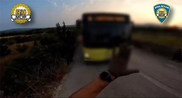 VIDEO Dramatična akcija uhićenja: Zapalio je šumu i ugrozio živote i imovinu 4400 turista
