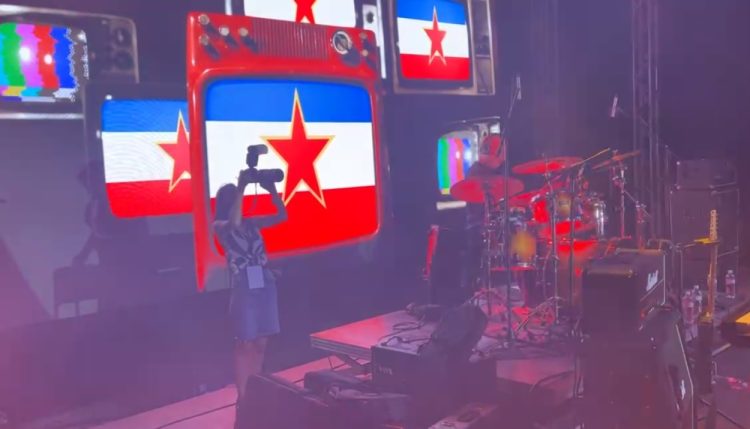 VIDEO Jugo fešta u Splitu: Bijelo dugme, zastava, zvijezda i pljuni i zapjevaj