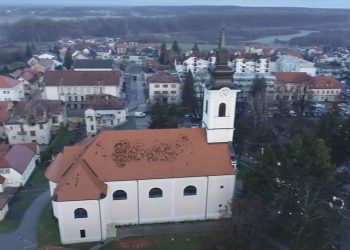 Petrinja: Pravoslavni objekti se obnavljaju, katolički na čekanju. Ali, unatoč obnovi – smeta hrvatska zastava