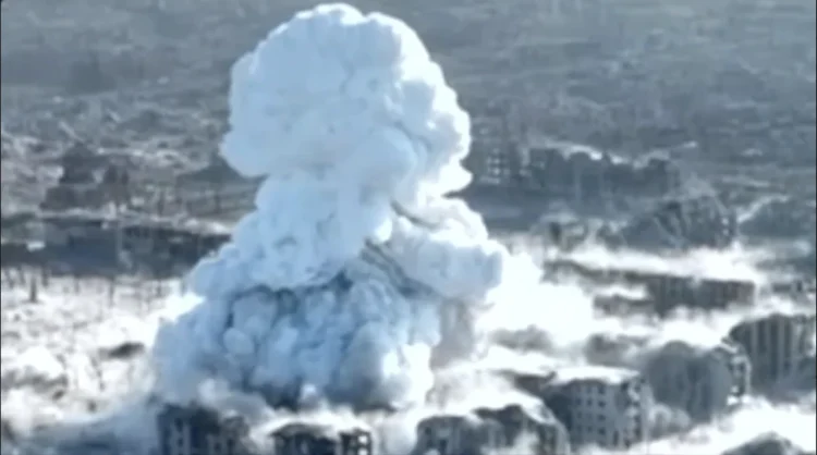 VIDEO Kalkulira se da su Rusi na Vovčansk bacili svoju najstrašniju konvencionalnu bombu