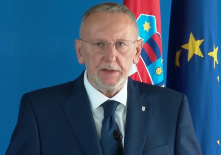 Božinović: Napad se dogodio na hodniku škole. Napadač je psihički neuravnotežena osoba