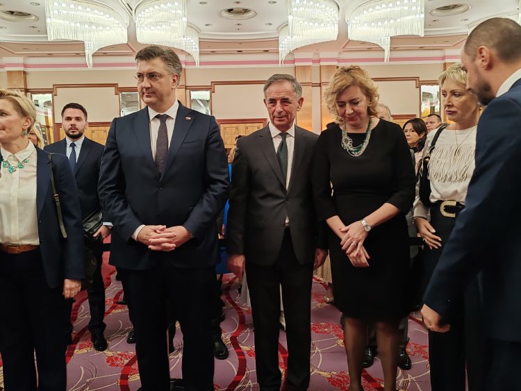 VIDEO Plenković: Primorac sjajno stajao u anketama dok ga mediji nisu uzeli u fleisch mašinu