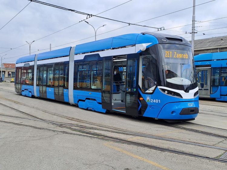 HDZ popljuvao Tomaševića jer im krade zasluge za tramvaje: Pomozi sirotu na svoju sramotu!