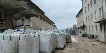 FOTO Europol: Kriminalci zaradili najmanje 4 milijuna eura ilegalnim odlaganjem 35 000 tona opasnog otpada iz Italije, Slovenije i Njemačke u Hrvatskoj