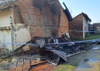 Užas kraj Zagreba: Izgorjelo nekoliko kuća