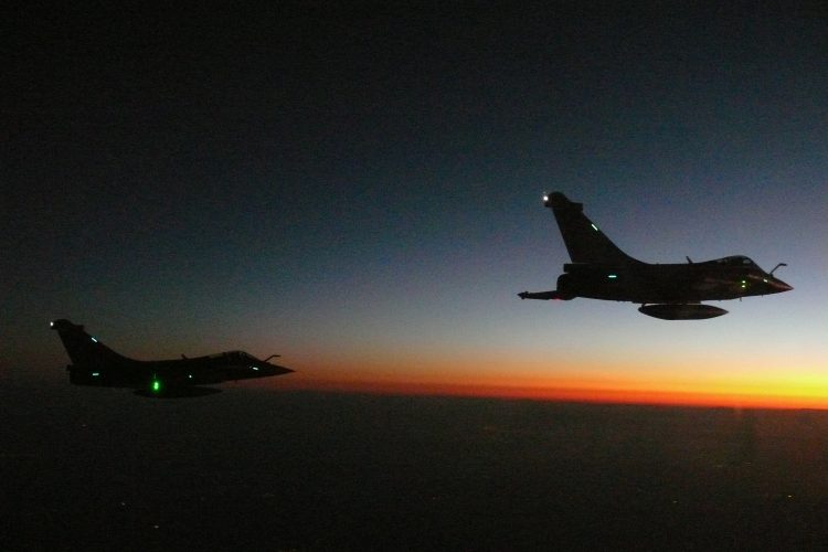 Američki vojni avion B-52 u pratnji hrvatskih Rafalea preletio iznad Hrvatske