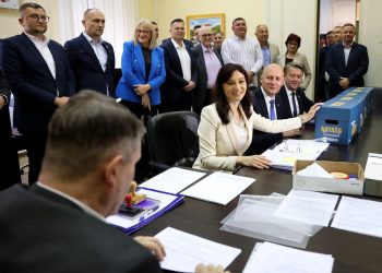 Nataša Tramišak predala kandidaturu za županicu Osječko-baranjske županije: 24.312 puta hvala!