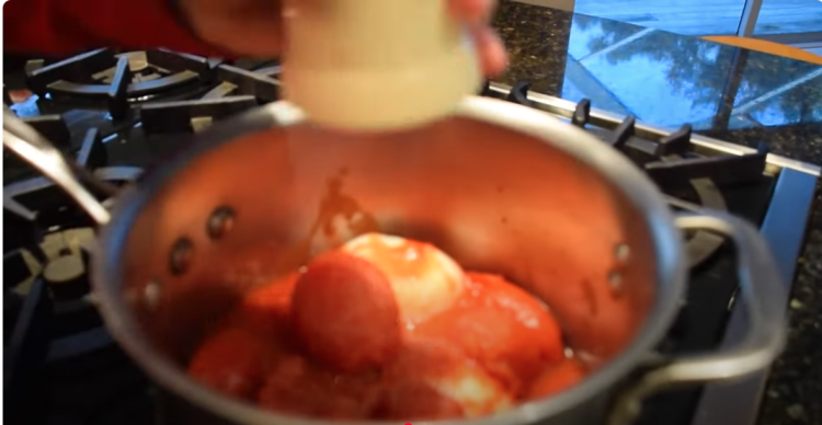 VIDEO Recept s potpisom: Legendarni umak od rajčice sa samo četiri sastojka za savršen okus