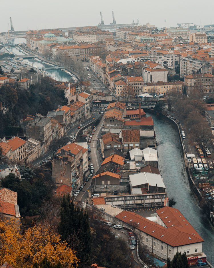Anketa donosi povijesni preokret nakon 80 godina: Partija u drugom krugu gubi Rijeku!