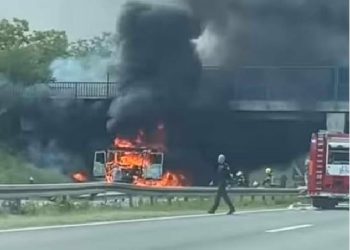 VIDEO Druga drama na A3 kod Zagreba: Prvo požar šlepera pa lančani sudar pet automobila