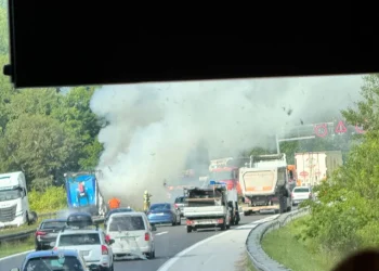 Požar kamiona na A1: Stvorila se kolona