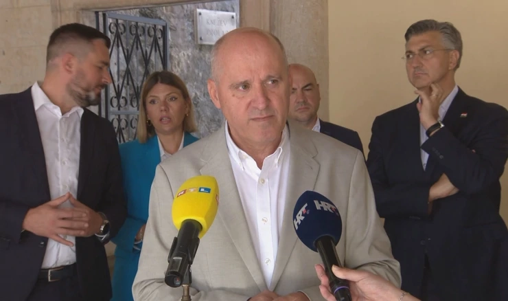 Bačić o uklanjanju četničkih spomenika: Postupak tek počinje, nijedna ploča još nije uklonjena