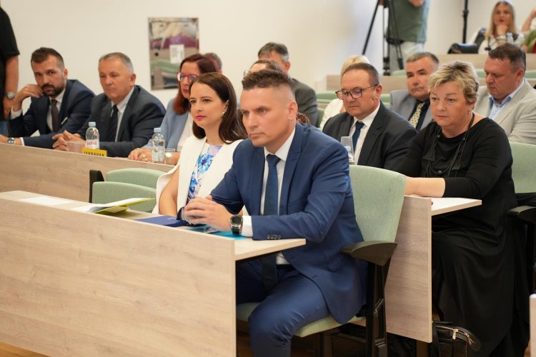 SDP-ova gradonačelnica Siska ostavila potpuni nered i više od 22.3 milijuna eura nepodmirenih obveza