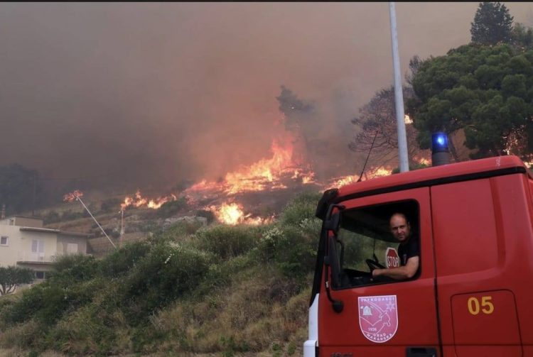 VIDEO Novi požar izbio na makarskom području – gori Veliko brdo