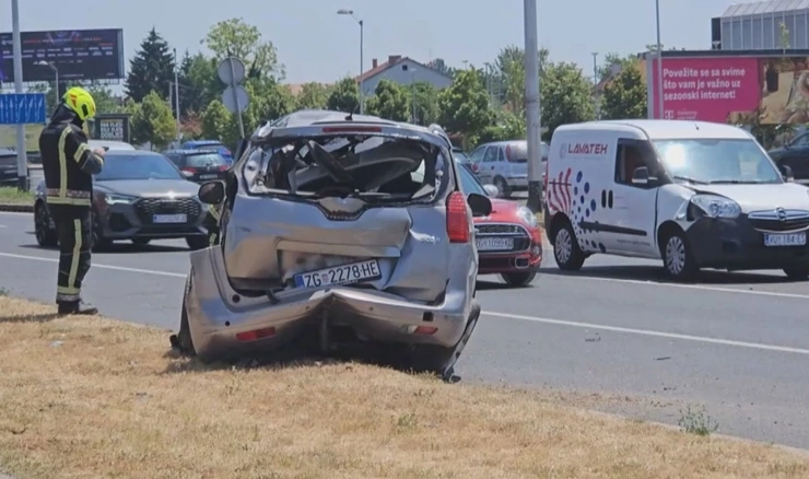Užas na Slavonskoj aveniji u Zagrebu: Kamionu pukla guma. Prešao je u suprotni smjer…