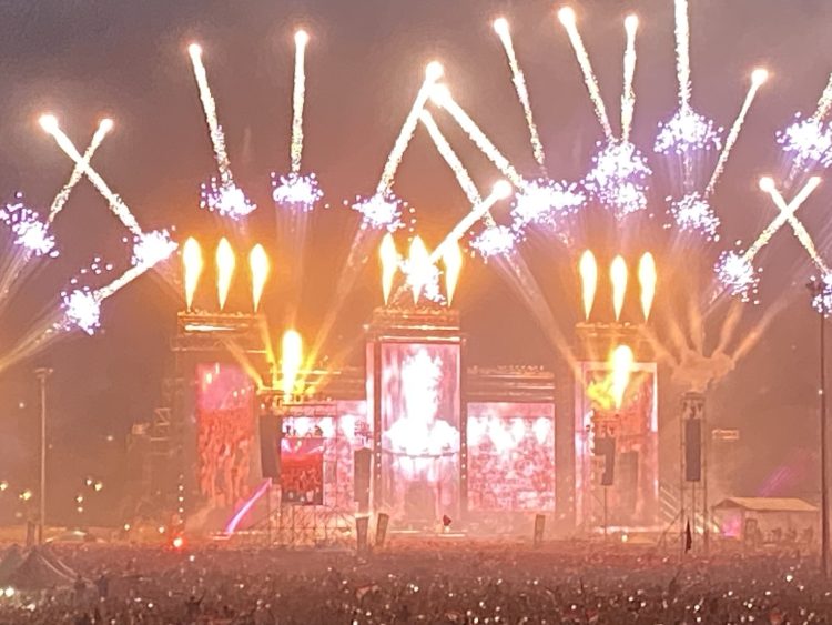 VIDEO U veličanstvenoj atmosferi pred više od pola milijuna posjetitelja Thompsonov povijesni koncert
