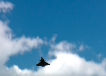VIDEO Dan uoči mimohoda: Održana generalna proba letačkog programa, Zagreb nadletjeli Rafalei, Black Hawk, Canadair…