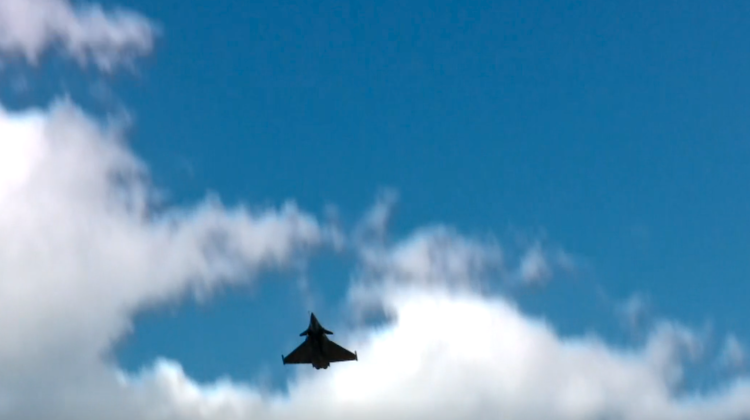 VIDEO Dan uoči mimohoda: Održana generalna proba letačkog programa, Zagreb nadletjeli Rafalei, Black Hawk, Canadair…