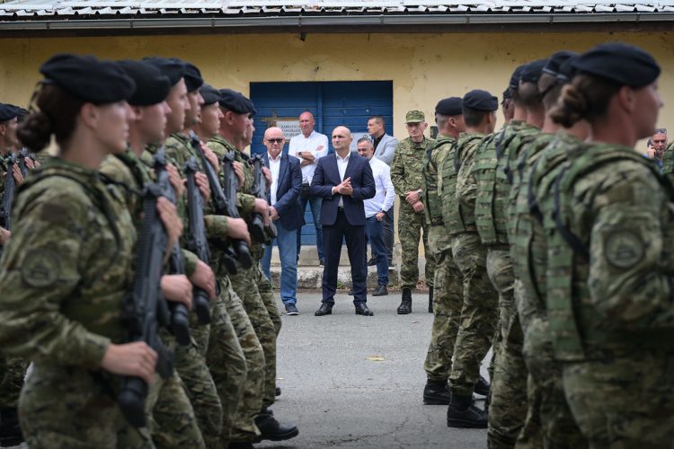 Pripreme za najveći vojni mimohod u hrvatskoj povijesti. Anušić: Spremni smo. Hrvatska vojska jamči da se nikada više neće dogoditi ono iz 90-ih godina