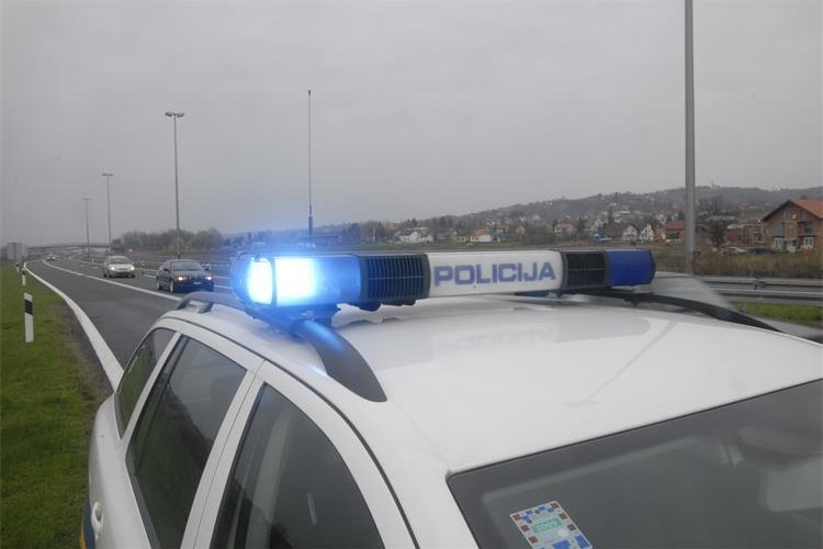 Srbijanac divljao po A3. Vozio čak 236 km na sat…