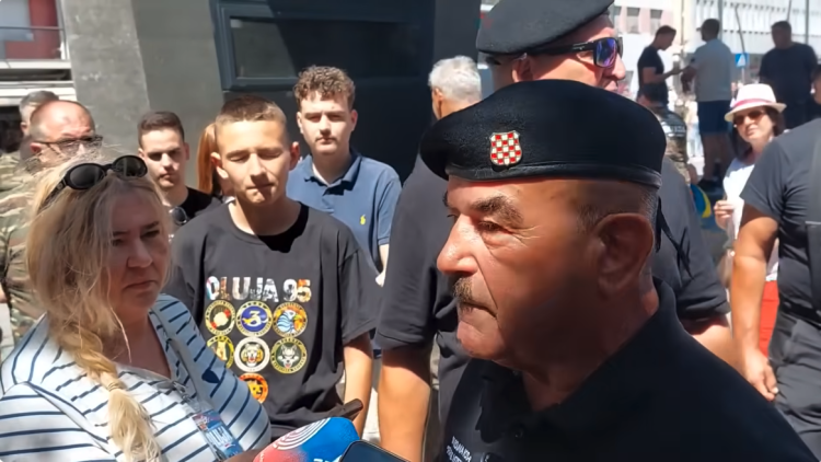 VIDEO Skejo u Kninu: Za dom spremni će se klicati kada se u vojarnama bude dizala hrvatska zastava