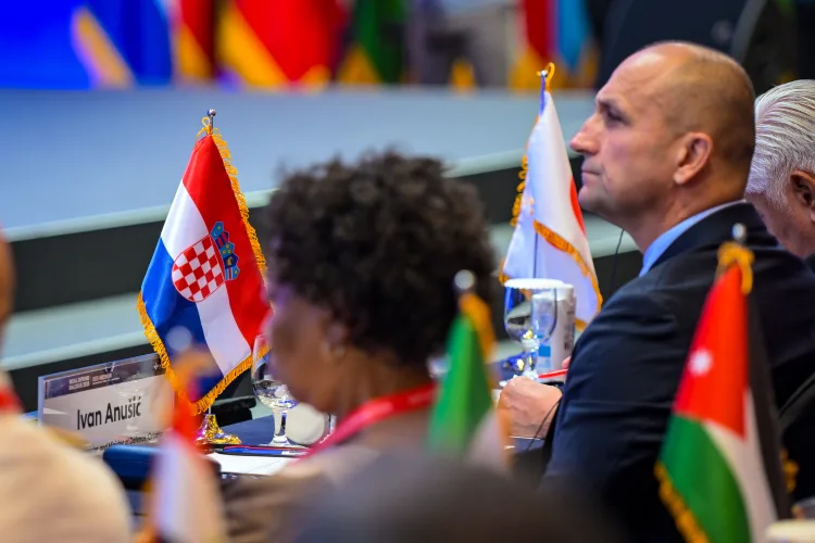 Ministar Anušić u Južnoj Koreji: Ruska agresija na Ukrajinu postaje povod za moguće nove konflikte na području jugoistoka Europe
