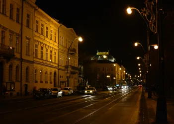 Pijani vozač bez dozvole Mercedesom teško ozlijedio maloljetnicu na pješačkom u centru Zagreba