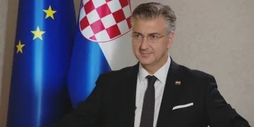 Plenković: Zelenskom sam rekao da ne smije potpisati da je dao i centimetar teritorija