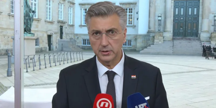Plenković o ustavnim sucima koji su napustili sjednicu: Oni su se ponijeli politički i to znaju svi