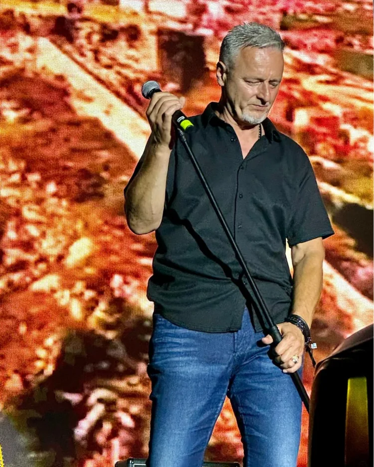 Ulaznice za četiri koncerta Thompsona su planule za par minuta. Ovo su dodatni termini. Zasad