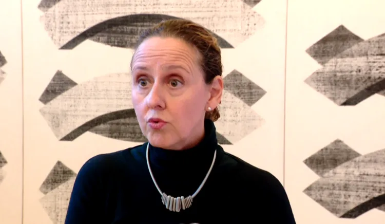 Obuljen Koržinek o izložbi Srpkinja u Vukovaru i u Zagrebu velikosrpskom ideologu i ljubitelju četnika Karadžića i genocida u Srebrenici