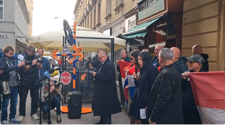 VIDEO Prosvjed u Zagrebu: Plenkoviću – sjedište SNV je sjedište srpske obavještajne službe BIA