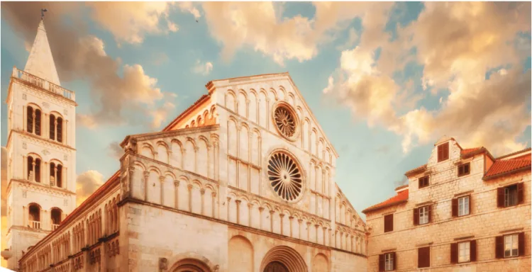 Zadarska nadbiskupija o svećeniku nepravomoćno osuđenom zbog pedofilije