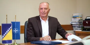 Helez odbio slijetanje mađarskog vojnog zrakoplova u Banju Luku: Orbán i Szijjártó godinama otvoreno podržavaju Dodika u njegovim postupcima koji potkopavaju suverenitet