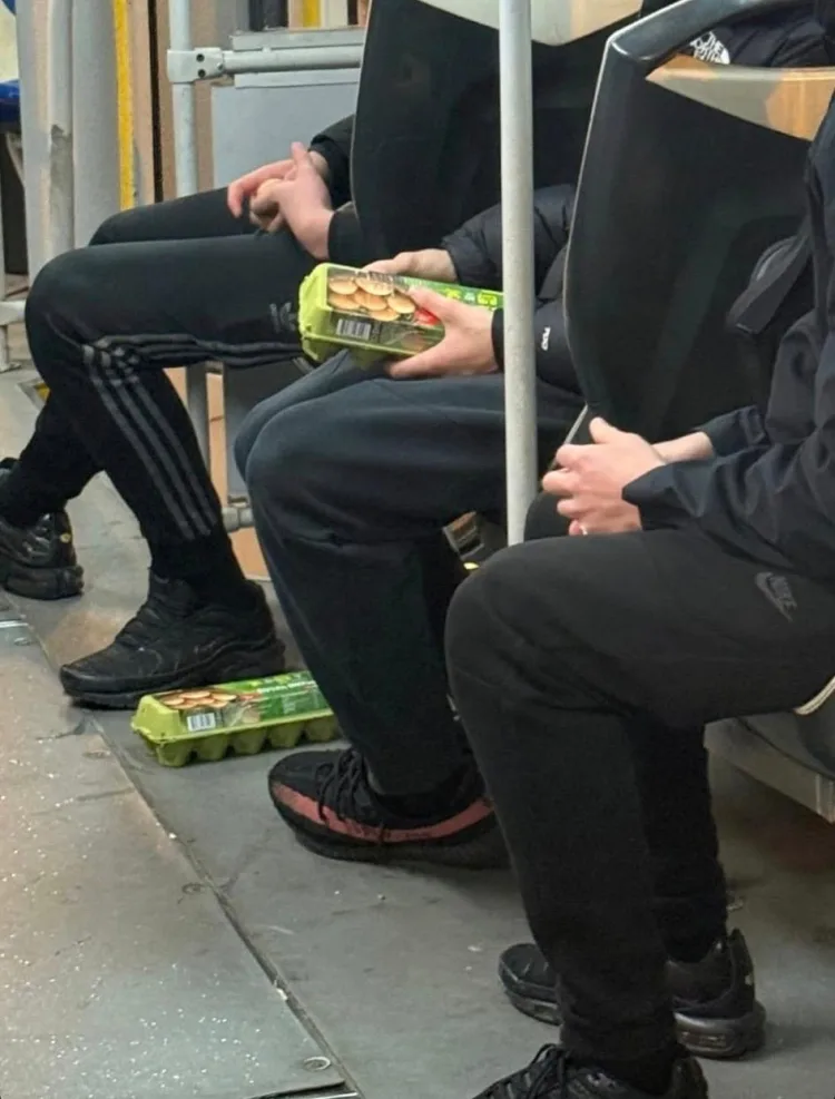 FOTO HRT-ova propalestinska aktivistica nije vidjela antisemitizam u Rijeci. Zato je odmah našla Fašizam s jajima u Zagrebu