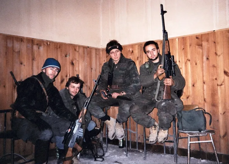 HOS-ovac o dramatičnim trenucima izvlačenja iz Vukovara: Izranjavani i izmučeni smo zaspali u kukuruzu… Sam Bog nas je spasio