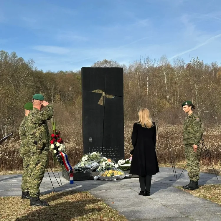 Saborska zastupnica u Kostrićima: Cijelo selo je smaknuto. Naša je dužnost govoriti istinu i čuvati uspomenu