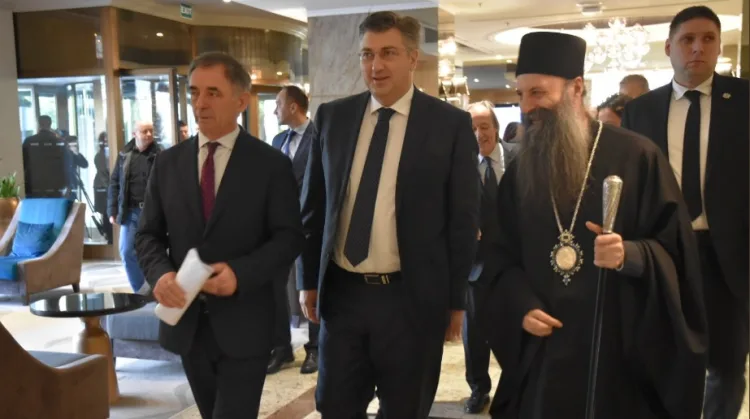 Malić o prosvjedu u Splitu: Tjerali su nas da u Zagrebu trpimo mitropolita Porfirija koji je pjevao četničke pjesme a danas je četnik i za mnoge ljevičare