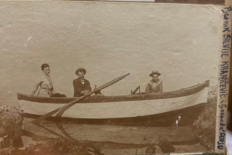 FOTO Ekskluziva: Fotografija slavnog hrvatskog pjesnika S. St. Kranjčevića iz 1902.; Moj pradjed ih je fotografirao…