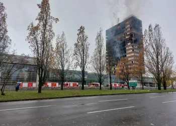 Bauer o požaru Vjesnika: Zagreb je grad u potpunom raspadu… Treći krivac je narod – teško bolestan od jala i egalitarnog sindroma