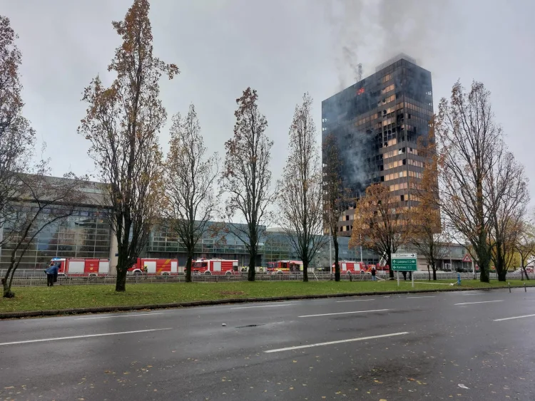 Bauer o požaru Vjesnika: Zagreb je grad u potpunom raspadu… Treći krivac je narod – teško bolestan od jala i egalitarnog sindroma