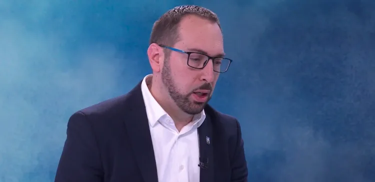 VIDEO Tomašević ostaje kod zabrane Thompsona. Ostatak razgovora iskoristio za svoju propagandu. Teških pitanja nije bilo…