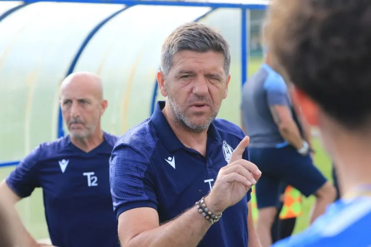 VIDEO Goropadni Vukovar 1991 pobijedio Varaždin. Čabraja: Igračima tri dana slobodno!