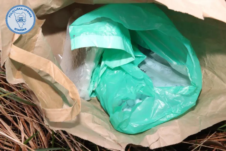 Istarska policija uhitila dilera droge: Pri bijegu udario u policijsko vozilo